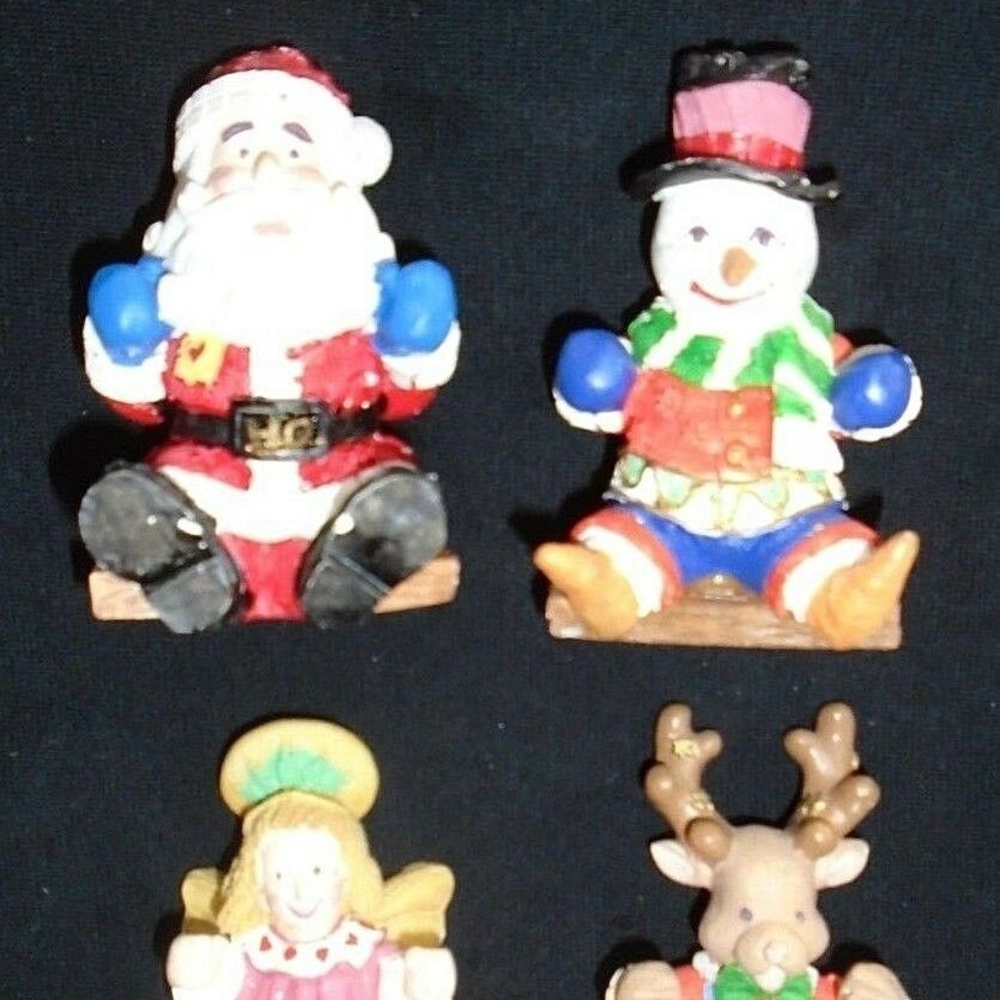Vintage 4 Piece Porcelain Christmas Holiday Decor